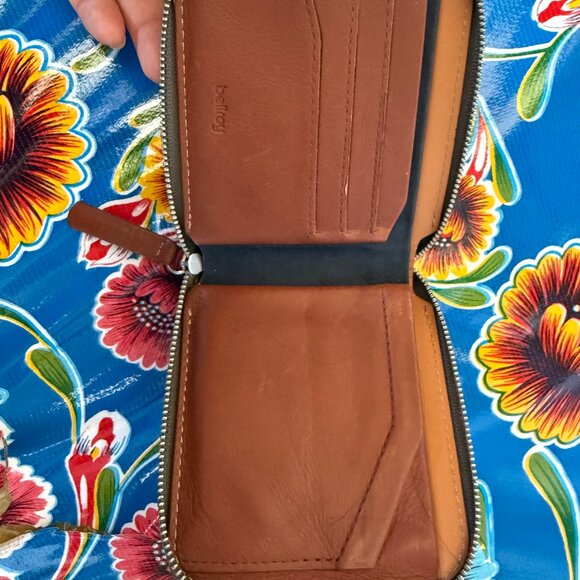 Bellroy Zip Wallet - Picture 3 of 3